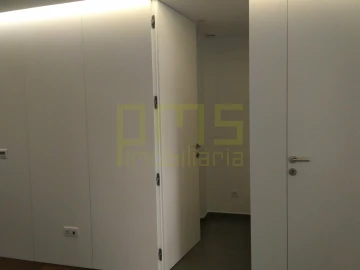 Apartamento T4 para Venda em Cedofeita, Santo Ildefonso, Sé, Miragaia, São Nicolau e Vitória
