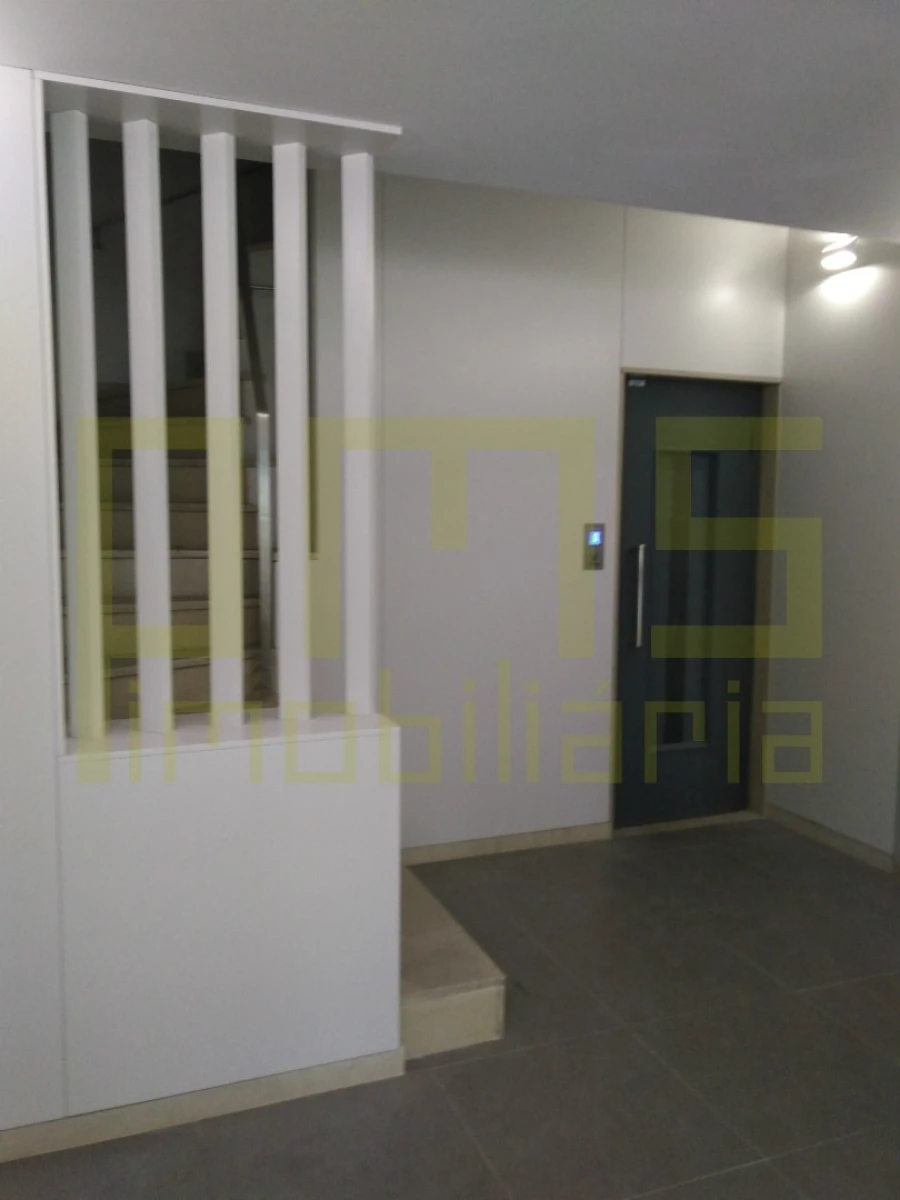 Apartamento T4 para Venda em Cedofeita, Santo Ildefonso, Sé, Miragaia, São Nicolau e Vitória Foto 10