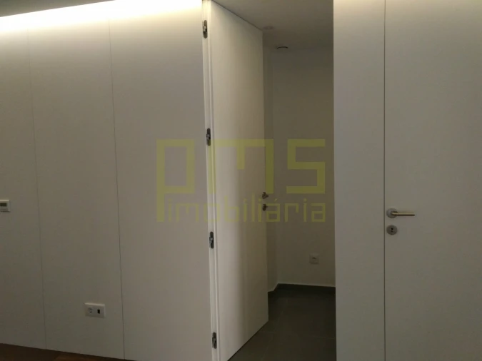 Apartamento T4 para Venda em Cedofeita, Santo Ildefonso, Sé, Miragaia, São Nicolau e Vitória Foto 18