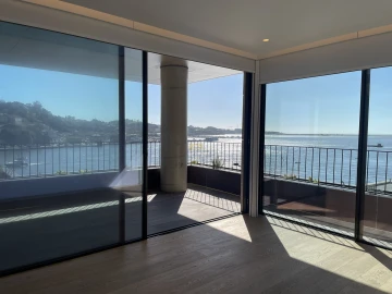 Apartamento T4 para Arrendamento em Lordelo do Ouro e Massarelos