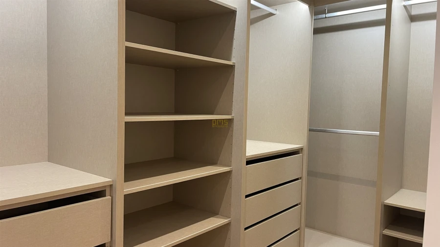 Apartamento T4 para Arrendamento em Lordelo do Ouro e Massarelos Foto 21