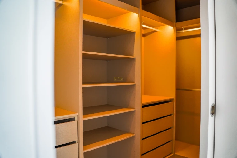 Apartamento T4 para Arrendamento em Lordelo do Ouro e Massarelos Foto 11