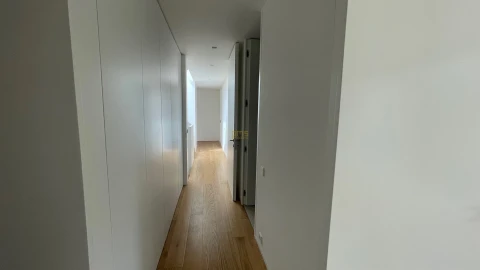 Apartamento T3 para Venda em Aldoar, Foz do Douro e Nevogilde