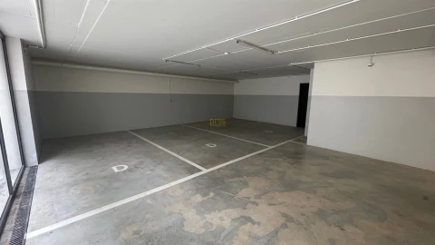 Apartamento T3 para Venda em Aldoar, Foz do Douro e Nevogilde