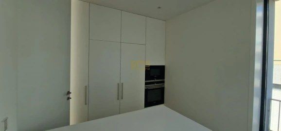 Apartamento T3 para Venda em Aldoar, Foz do Douro e Nevogilde