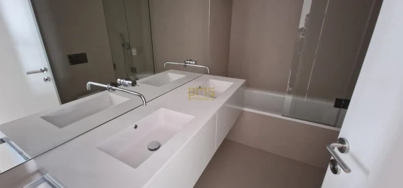 Apartamento T3 para Venda em Aldoar, Foz do Douro e Nevogilde