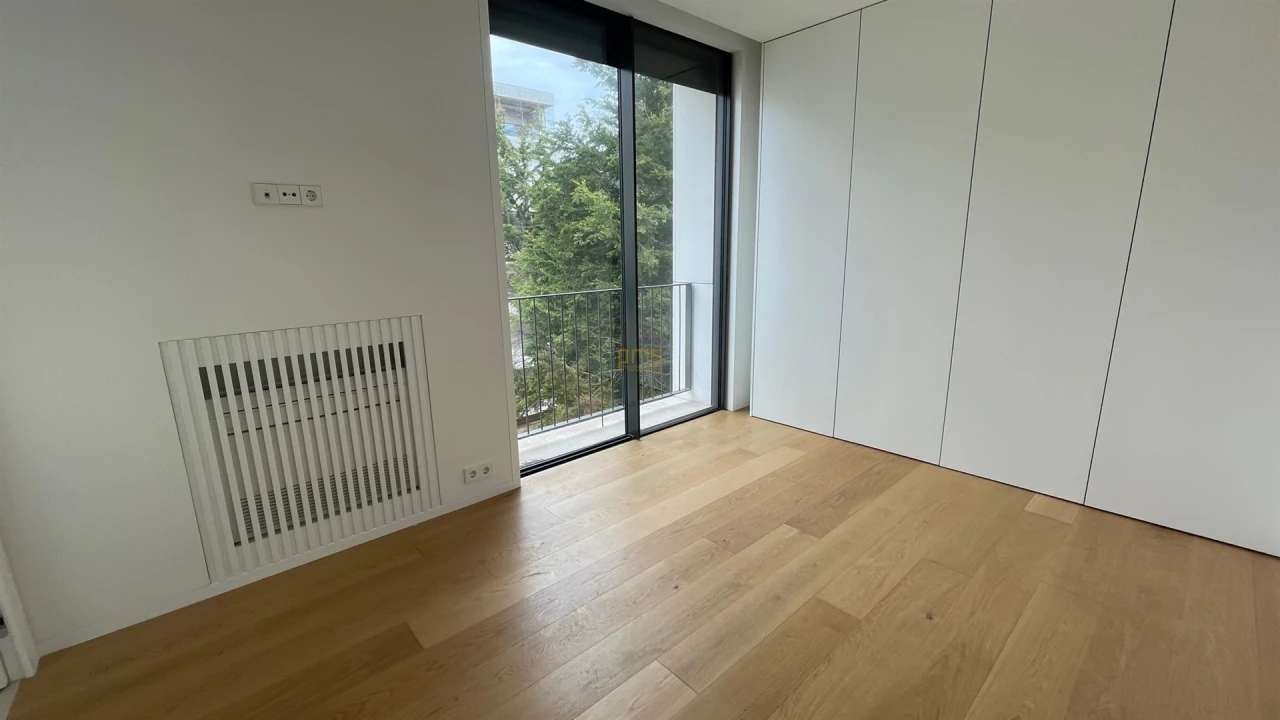Apartamento T3 para Venda em Aldoar, Foz do Douro e Nevogilde Foto 9