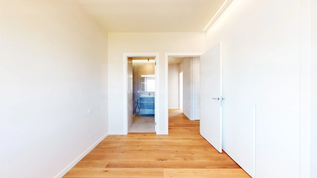 Apartamento T4 para Venda em Santo Antão e São Julião do Tojal Foto 12