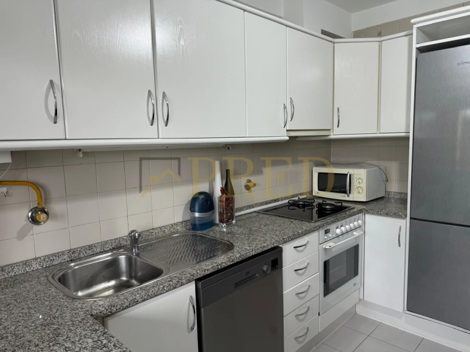 Apartamento T2 para Arrendamento em Lordelo do Ouro e Massarelos Foto 17