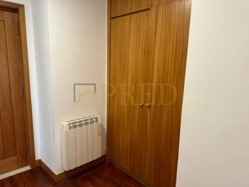 Apartamento T2 para Arrendamento em Lordelo do Ouro e Massarelos