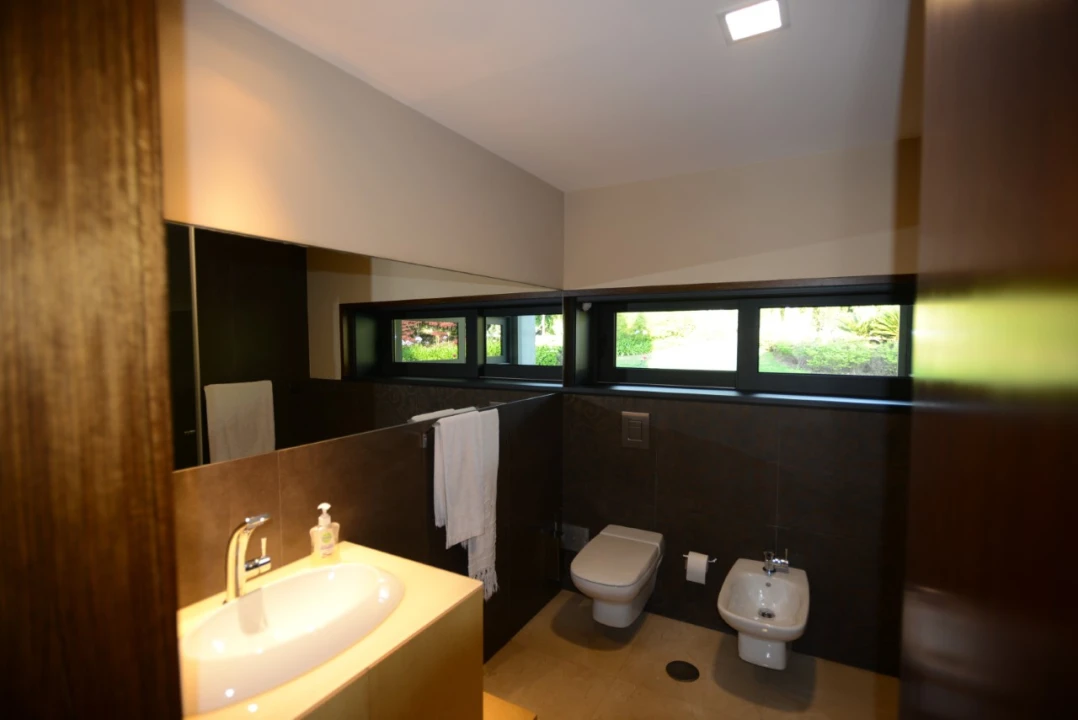 Moradia T3 para Venda em Campo e Sobrado Foto 32