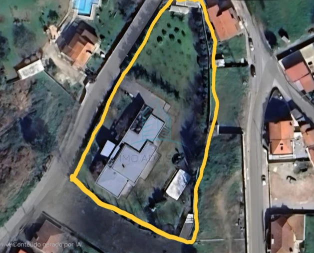 Moradia T3 para Venda em Campo e Sobrado Foto 36