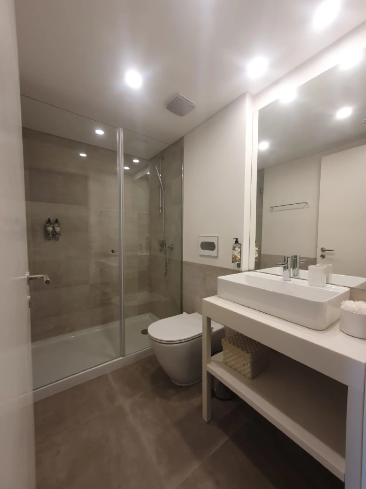 Apartamento T2 para Venda em Santa Marinha e São Pedro da Afurada Foto 9