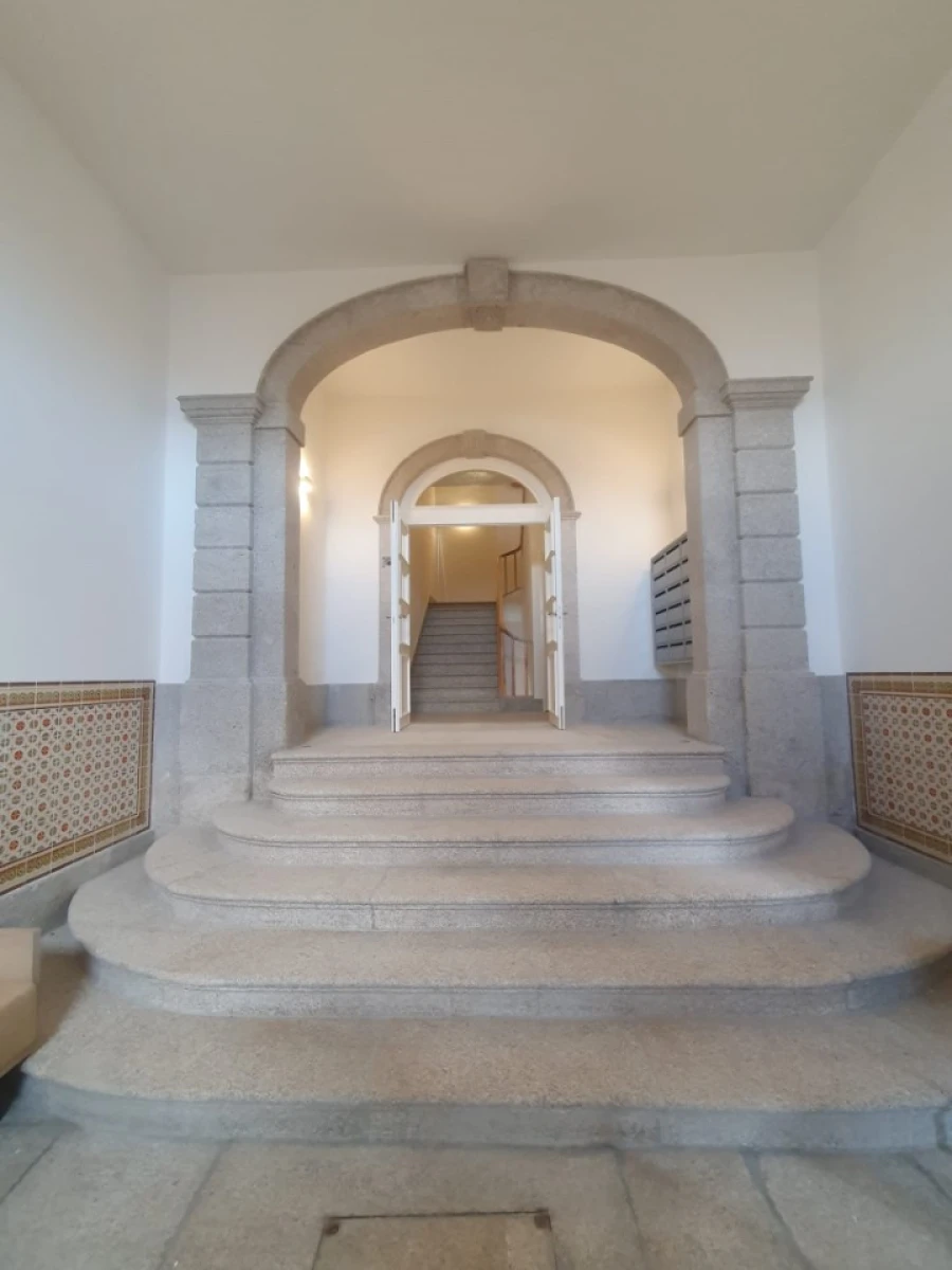 Apartamento T2 para Venda em Santa Marinha e São Pedro da Afurada Foto 4