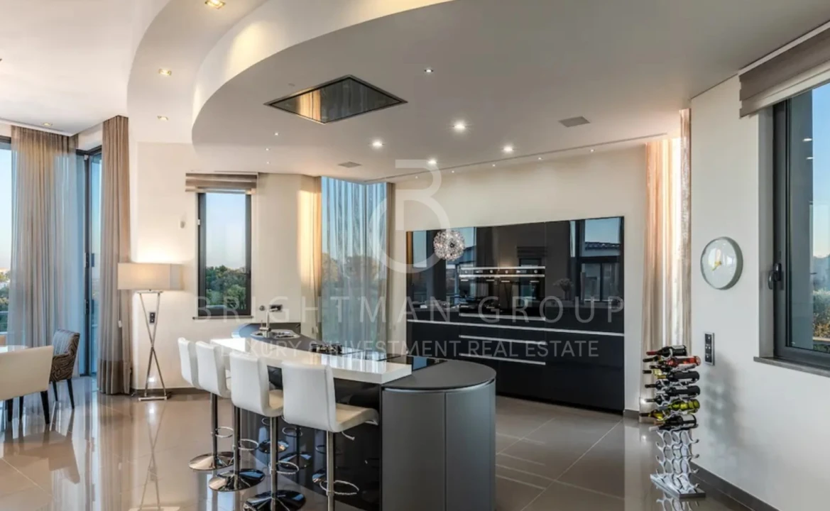 Moradia T5 para Venda em Vila Nova de Cacela Foto 2