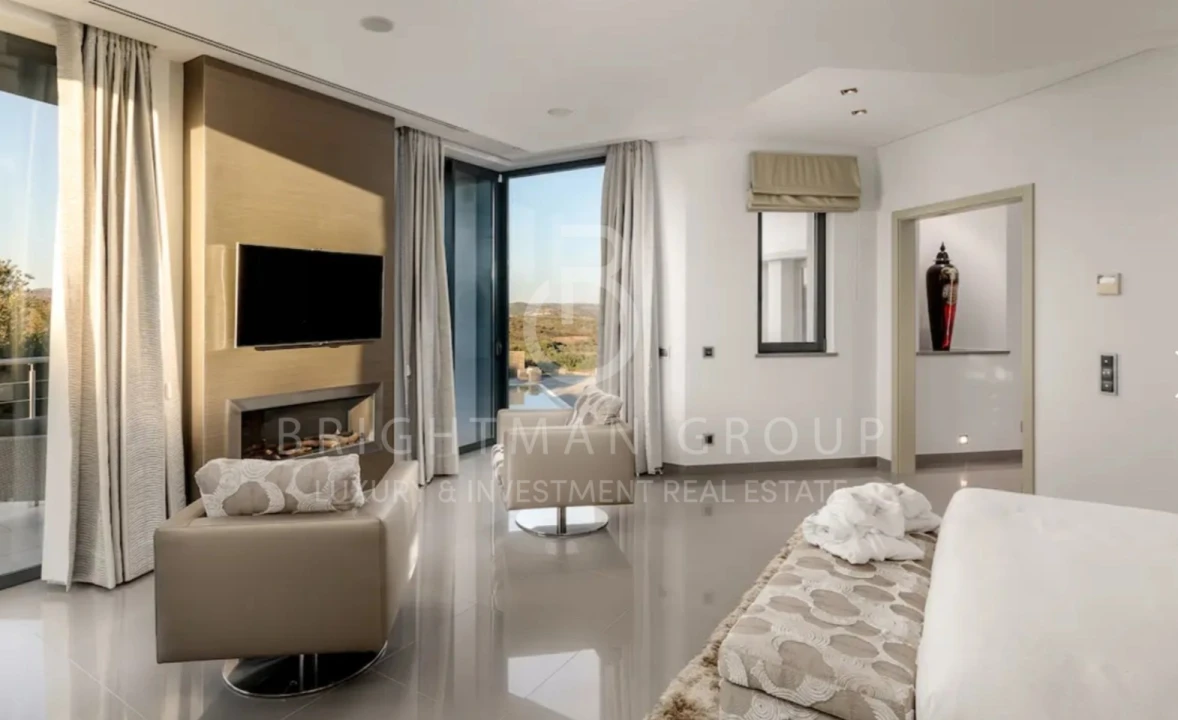 Moradia T5 para Venda em Vila Nova de Cacela Foto 13