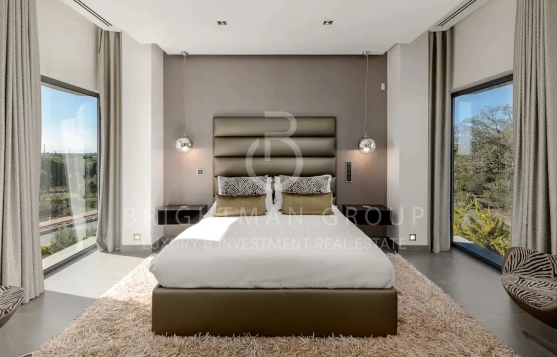 Moradia T5 para Venda em Vila Nova de Cacela Foto 14