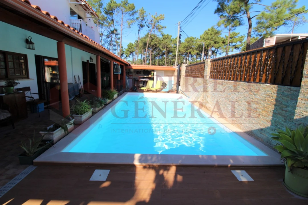 Negócio para Venda em Charneca de Caparica e Sobreda Foto 8