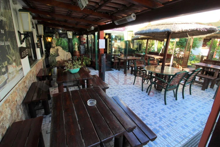 Negócio para Venda em Charneca de Caparica e Sobreda Foto 5