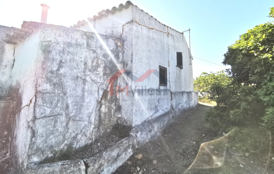 Moradia T2 para Venda em Salir Foto 12