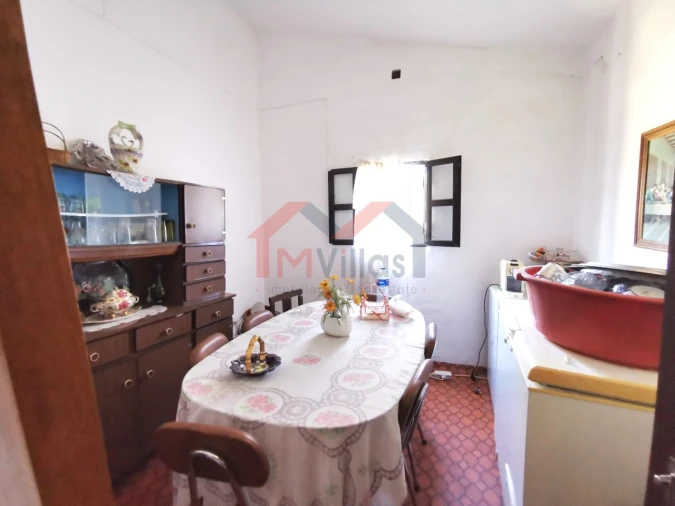 Moradia T2 para Venda em Salir Foto 4