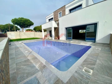 Moradia T3 para Venda em Albufeira e Olhos de Água