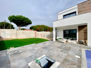 Moradia T3 para Venda em Albufeira e Olhos de Água