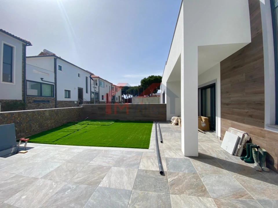 Moradia T3 para Venda em Albufeira e Olhos de Água Foto 30