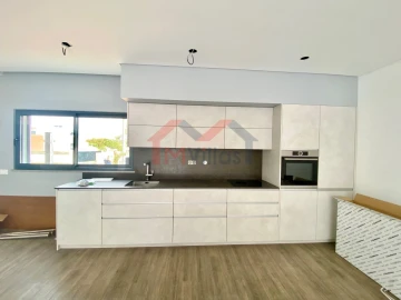 Moradia T3 para Venda em Albufeira e Olhos de Água