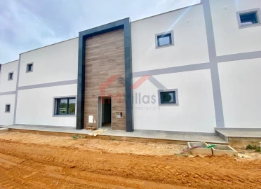 Moradia T3 para Venda em Albufeira e Olhos de Água