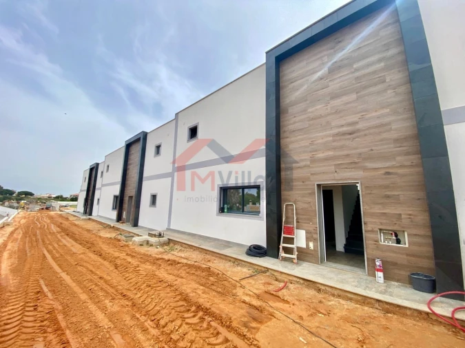 Moradia T3 para Venda em Albufeira e Olhos de Água Foto 32