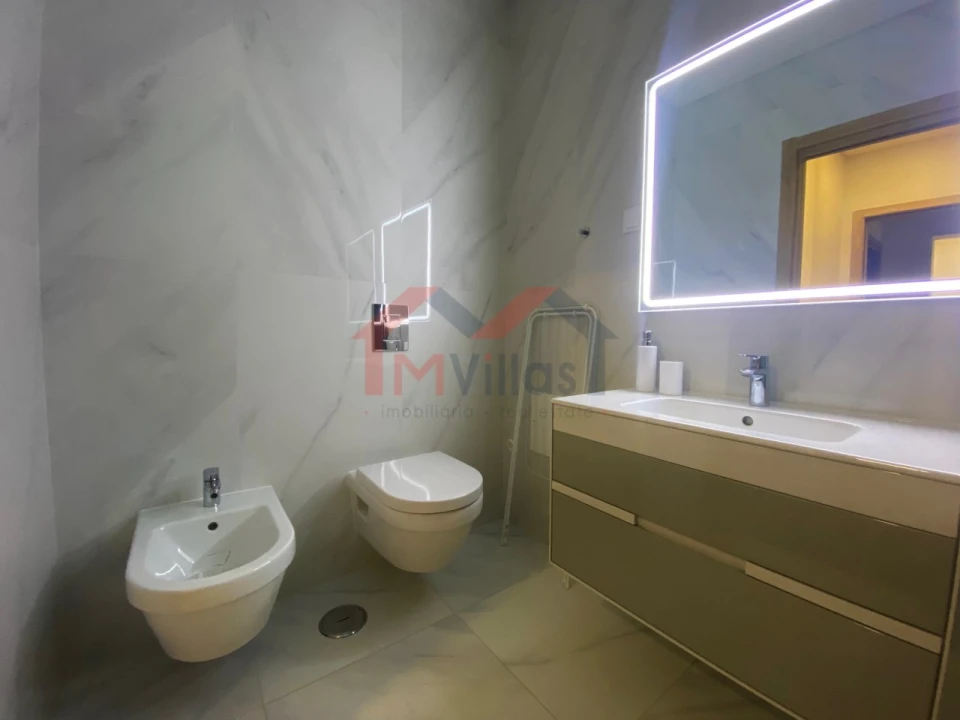 Apartamento T3 para Venda em Albufeira e Olhos de Água Foto 9