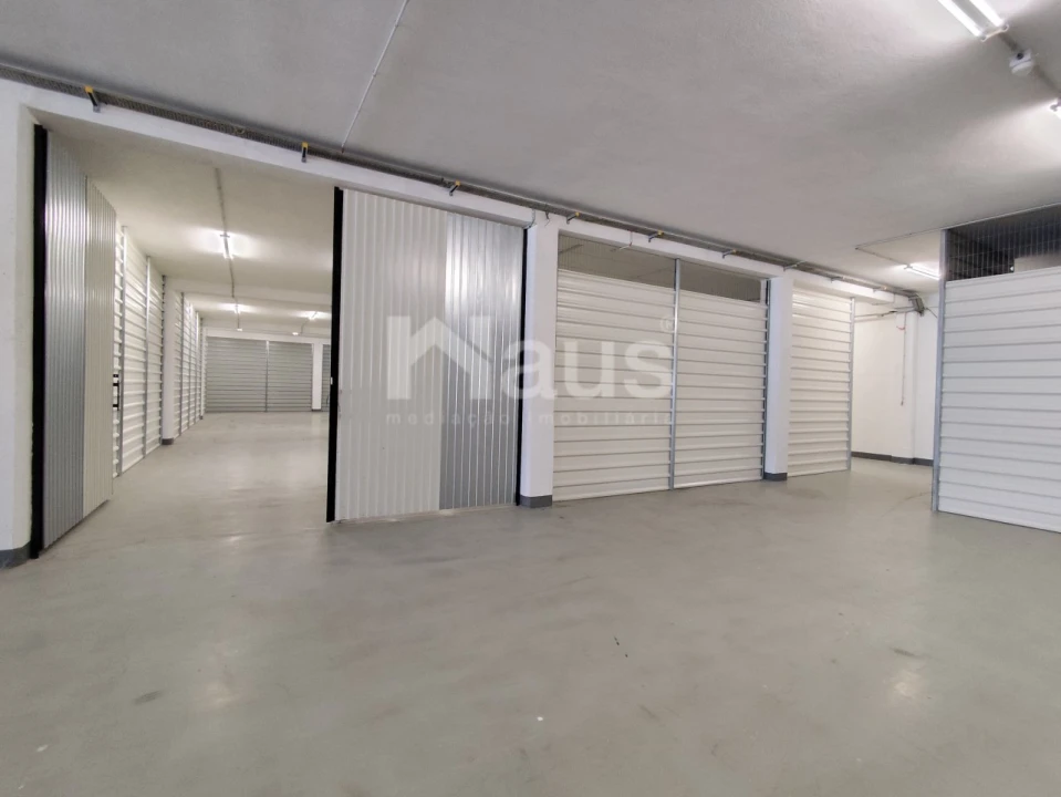 Armazém para Arrendamento em Sado Foto 8