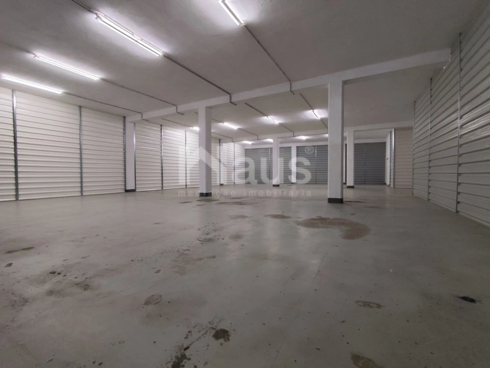 Armazém para Arrendamento em Sado Foto 11