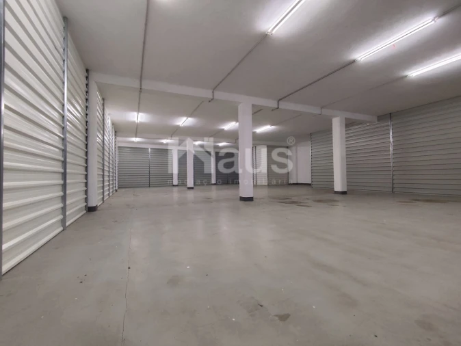 Armazém para Arrendamento em Sado Foto 2