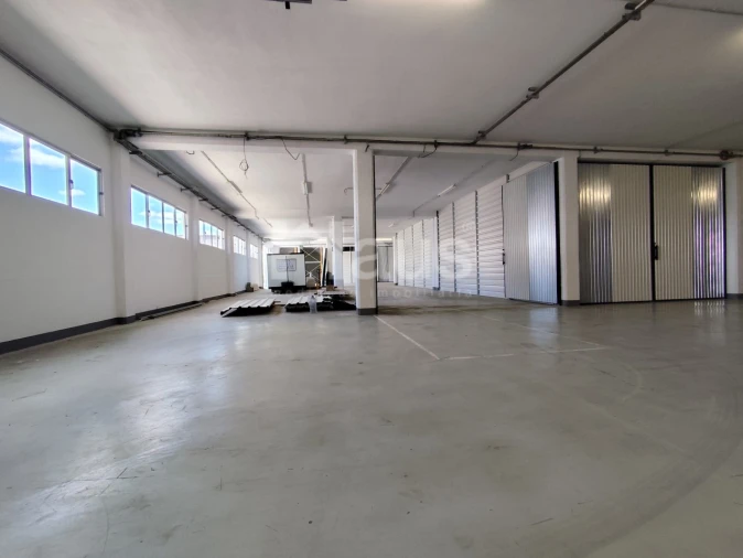 Armazém para Arrendamento em Moita Foto 2