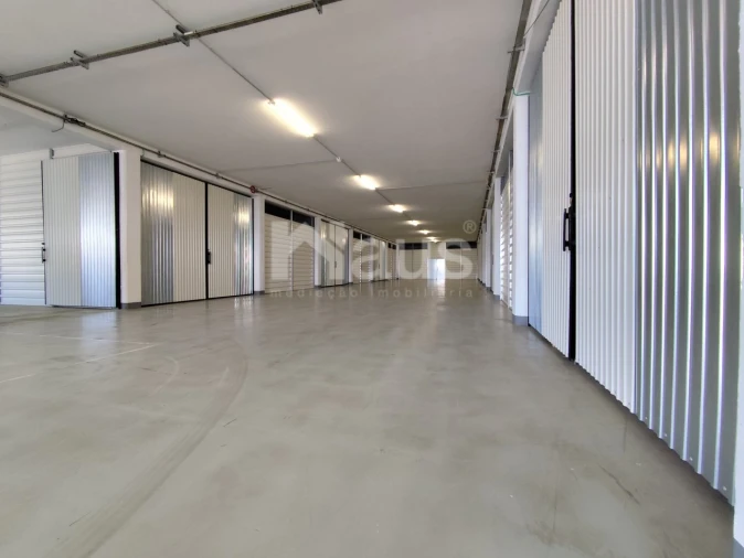 Armazém para Arrendamento em Moita Foto 3