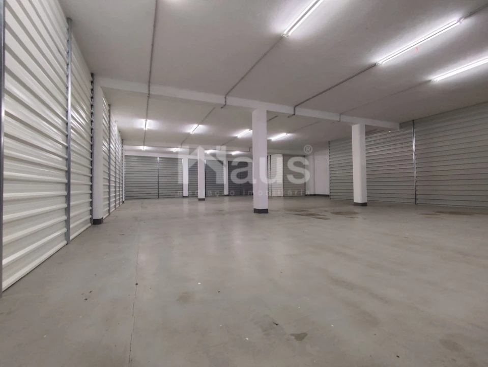 Armazém para Arrendamento em Moita Foto 4