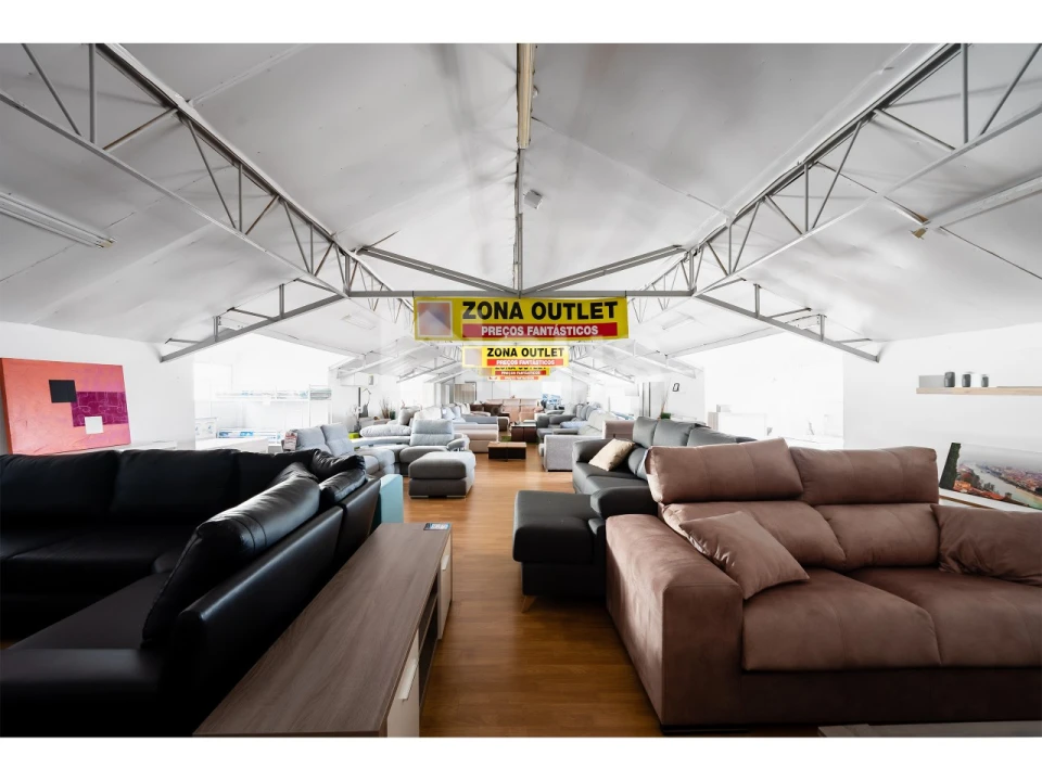 Armazém para Venda em Póvoa de Santo Adrião e Olival Basto Foto 19