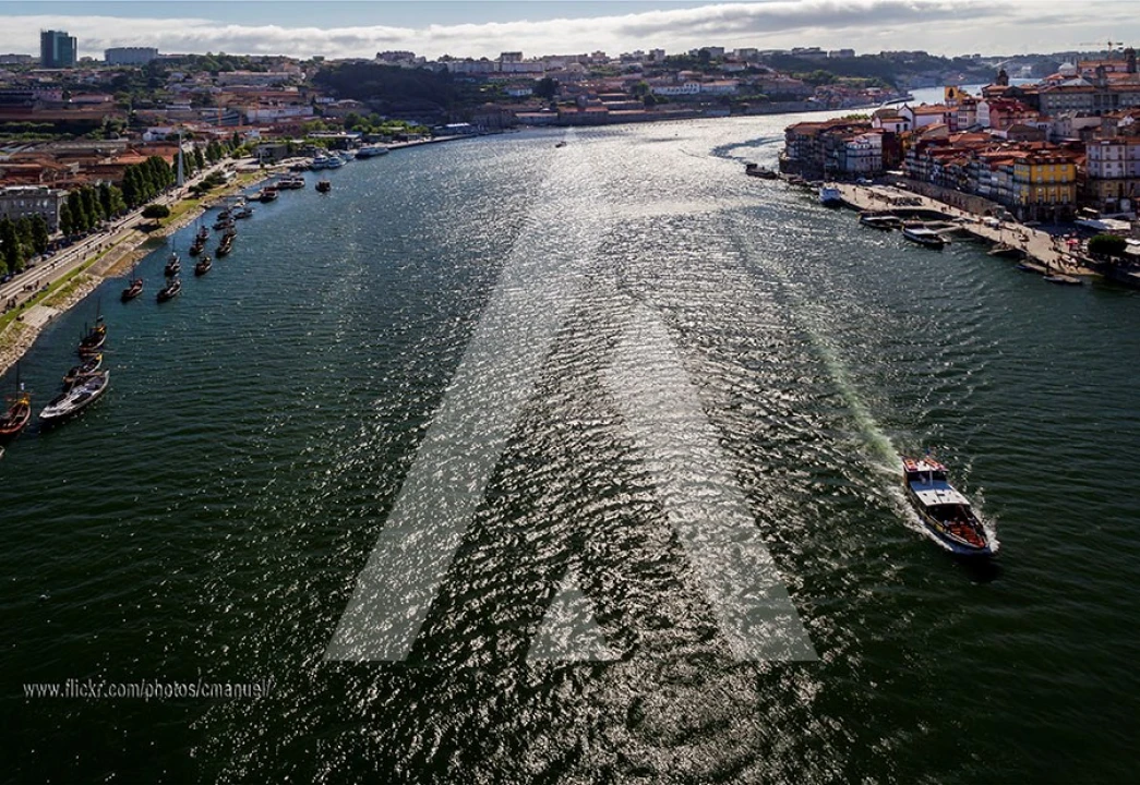 Apartamento T3 para Venda em Mafamude e Vilar do Paraíso Foto 5