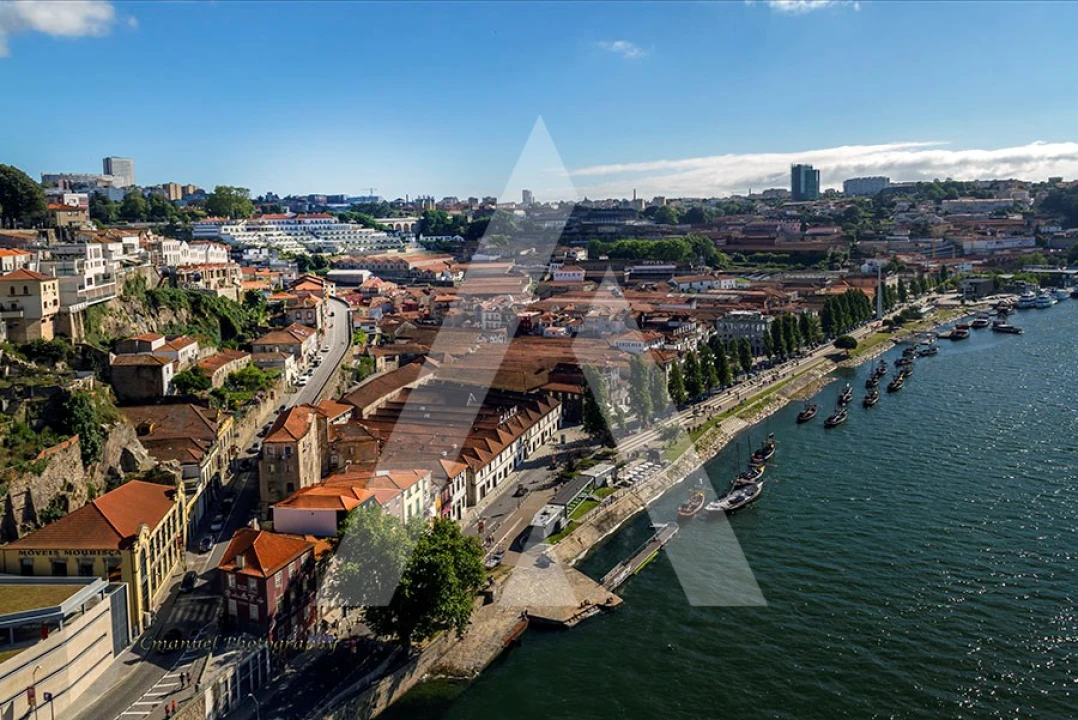 Apartamento T3 para Venda em Mafamude e Vilar do Paraíso Foto 8