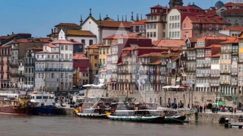 Apartamento T3 para Venda em Mafamude e Vilar do Paraíso