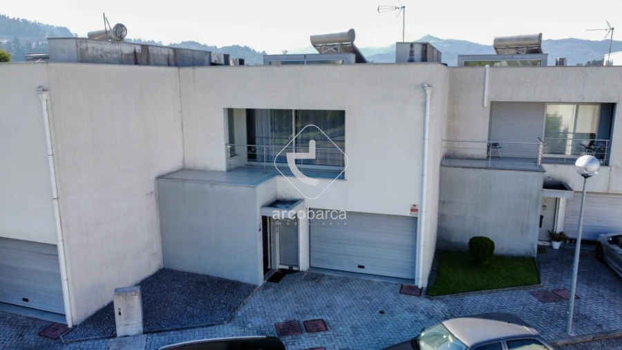 Moradia T3 para Venda em Arcos de Valdevez (São Paio) e Giela Foto 22