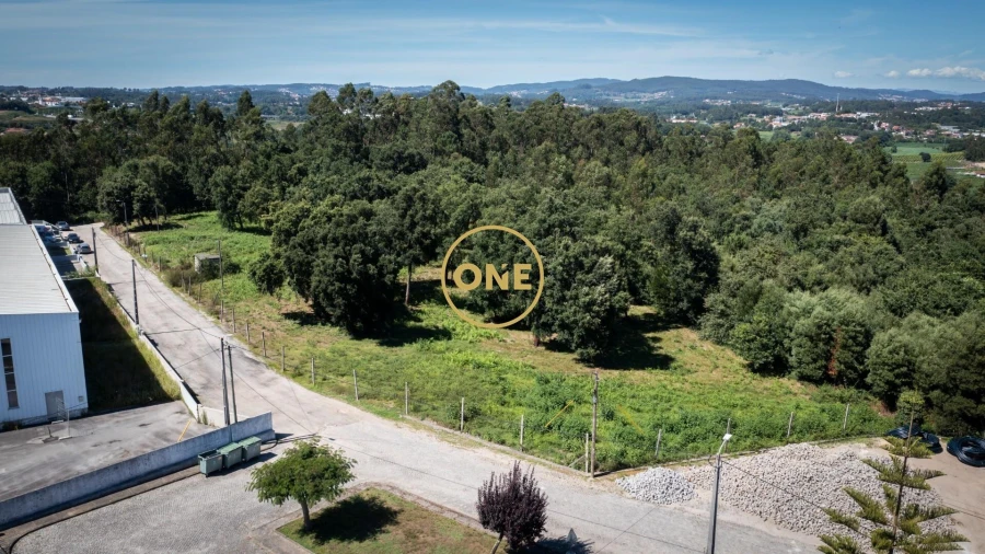 Terreno para Venda em Areias, Sequeirô, Lama e Palmeira Foto 7