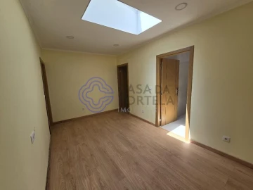 Moradia T2 para Venda em Campanhã