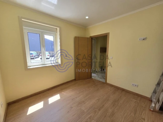 Moradia T2 para Venda em Campanhã Foto 2