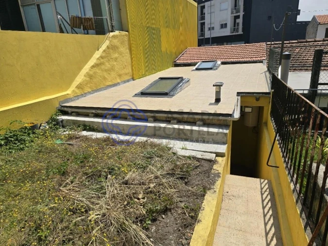 Moradia T2 para Venda em Campanhã Foto 18