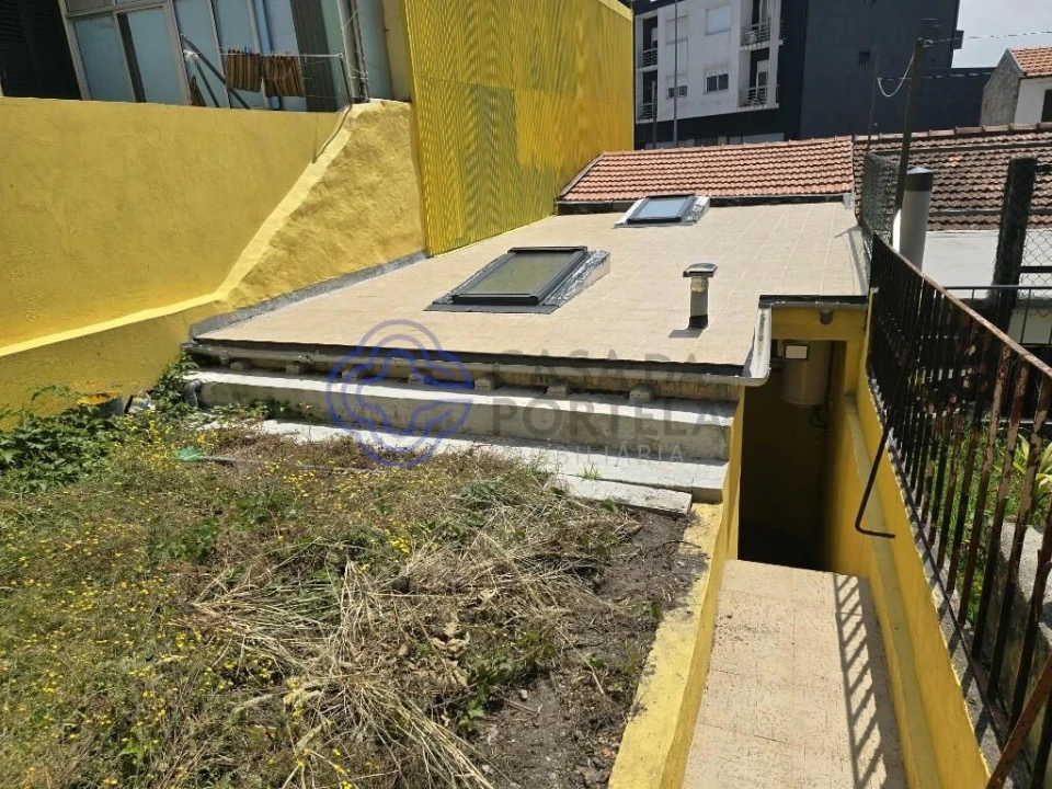 Moradia T2 para Venda em Campanhã Foto 18