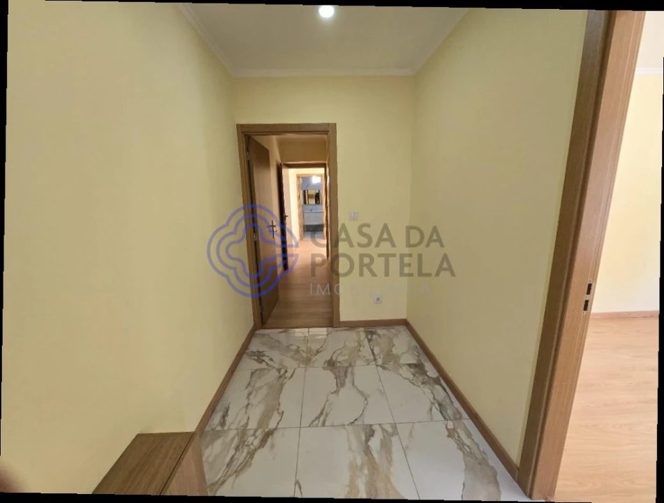 Moradia T2 para Venda em Campanhã Foto 5