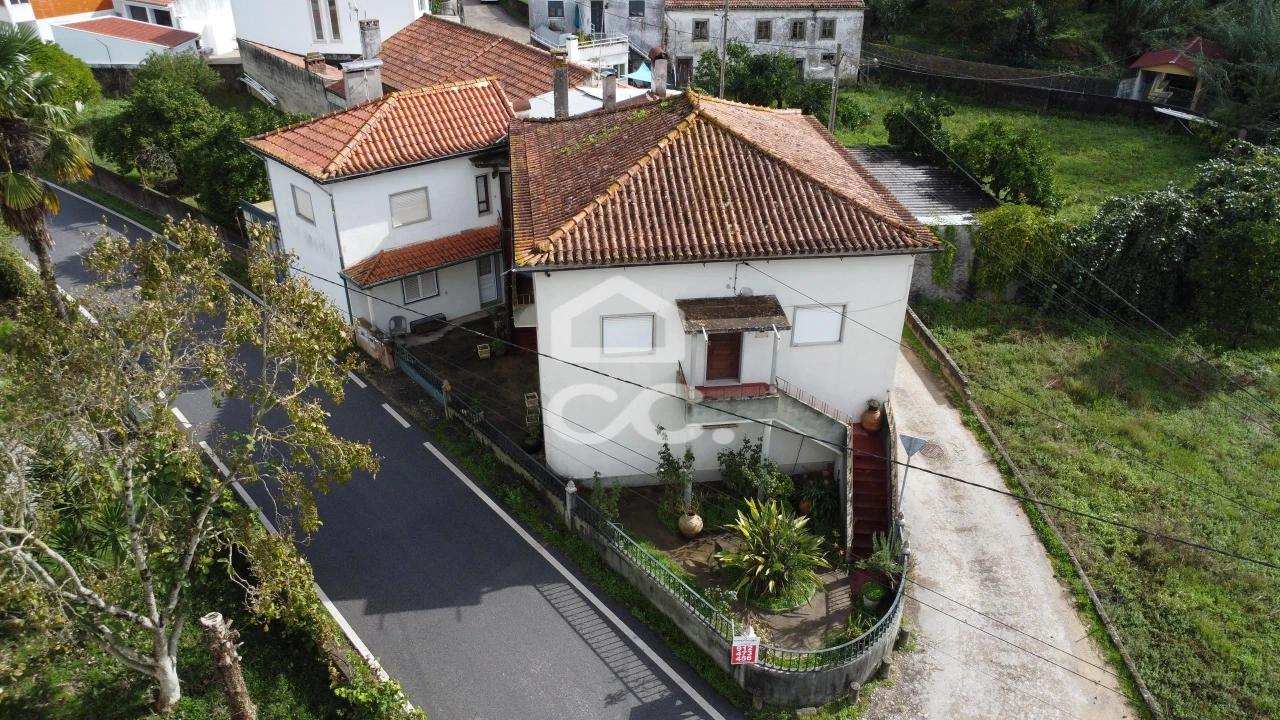 Moradia T4 para Venda em Cernache Foto 35